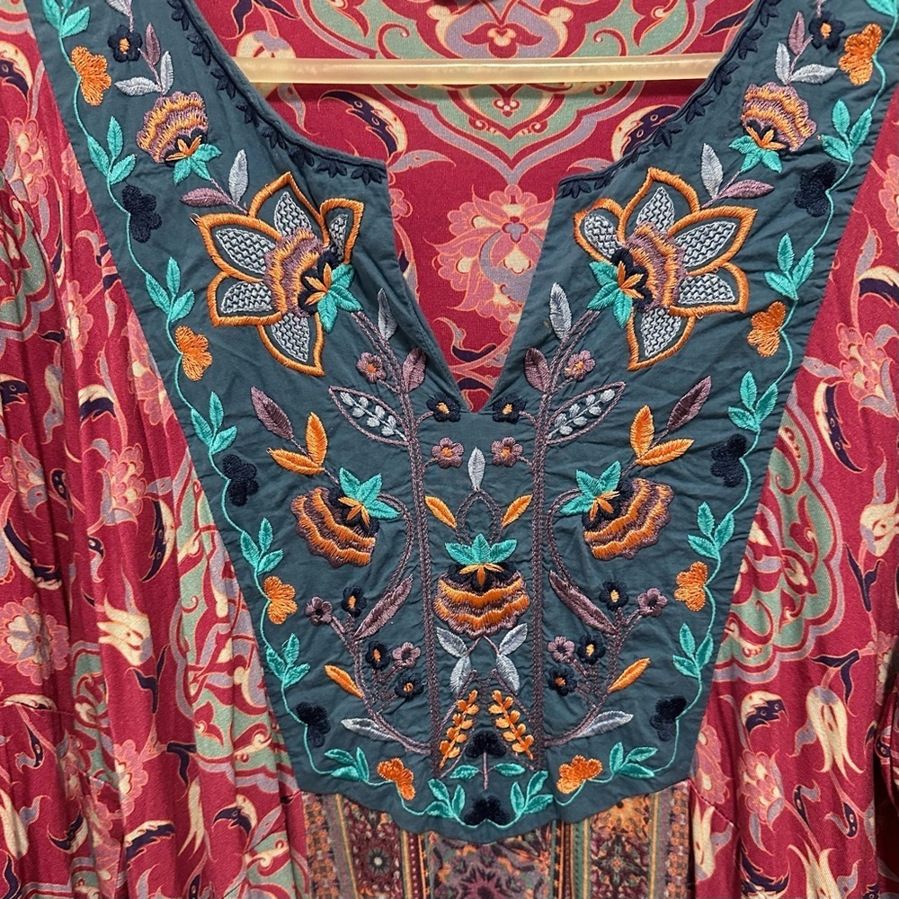 Soft Surroundings Tunic Top Aili Floral Magenta Embroidered Women 1X Plus Boho - Picture 3 of 7